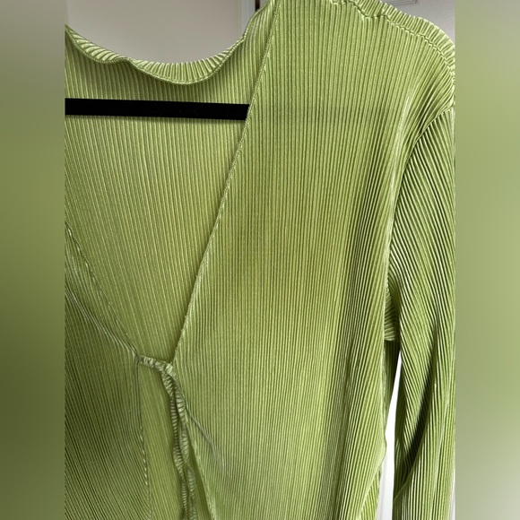 Lettuce Trim Tie Front Textured Blouse - Picture 5 of 6